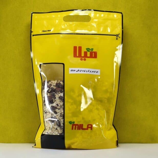 جو دوسر صبحانه با توت فرنگی خشک
